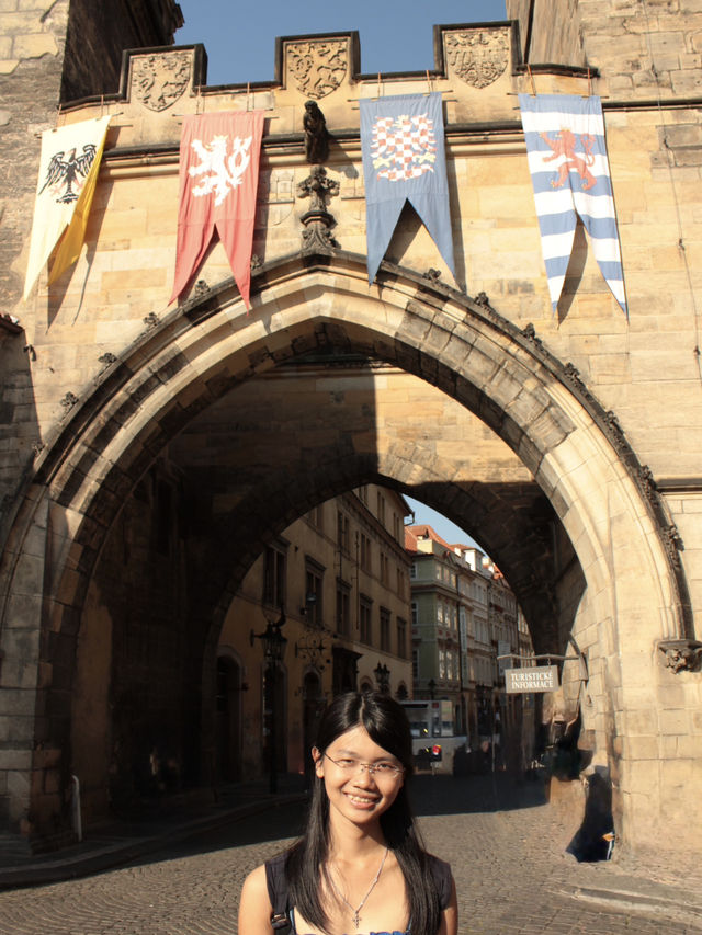 Climbing to History: Our Unforgettable Visit to Prague Castle