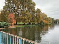 St. James Park: London's Serene Urban Escape