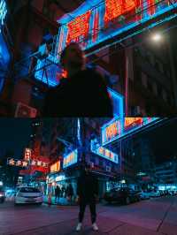 Discover the cyberpunk streets of Mong Kok 📷