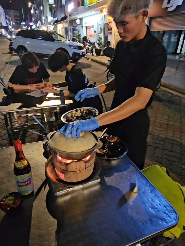 Seafood Lovers' Delight at Dai Tao Lala Pot in Johor Bahru: A Hotpot Experience You Can't Miss!