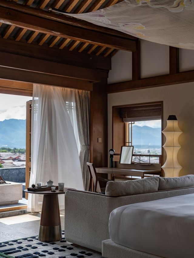 🌟 Lijiang's Hidden Gem: Qianxue Castel 🌟