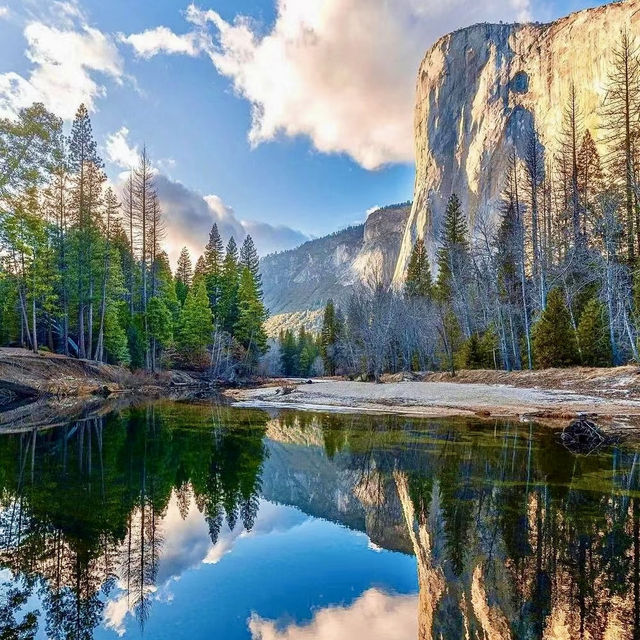 Yosemite National Park Natural scenarios With  fantastic Beauty of place 