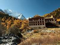 Best Autumn Viewing Experience 2/3 [Xiannairi Snow Mountain, Yading Nature Reserve]