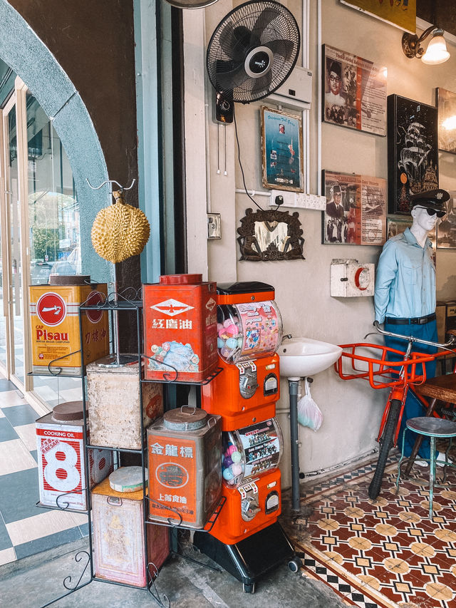 A must visit antique cafe @ Wawasan Cendol Abang Kacak