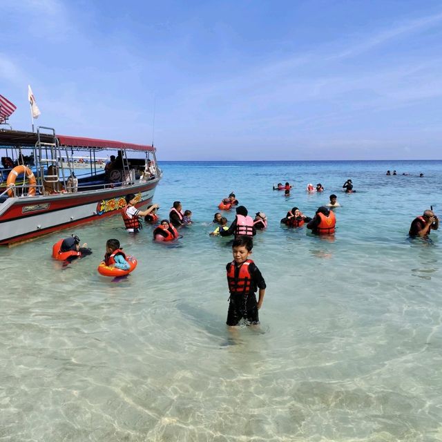 Underwater Wonders and Culinary Delights: My Adventure in Redang Island, Terengganu Malaysia.