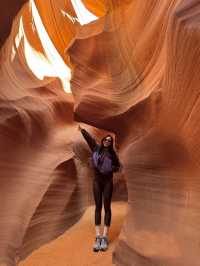 🏜️มหัศจรรย์ของแสงสี Lower Antelope Canyon