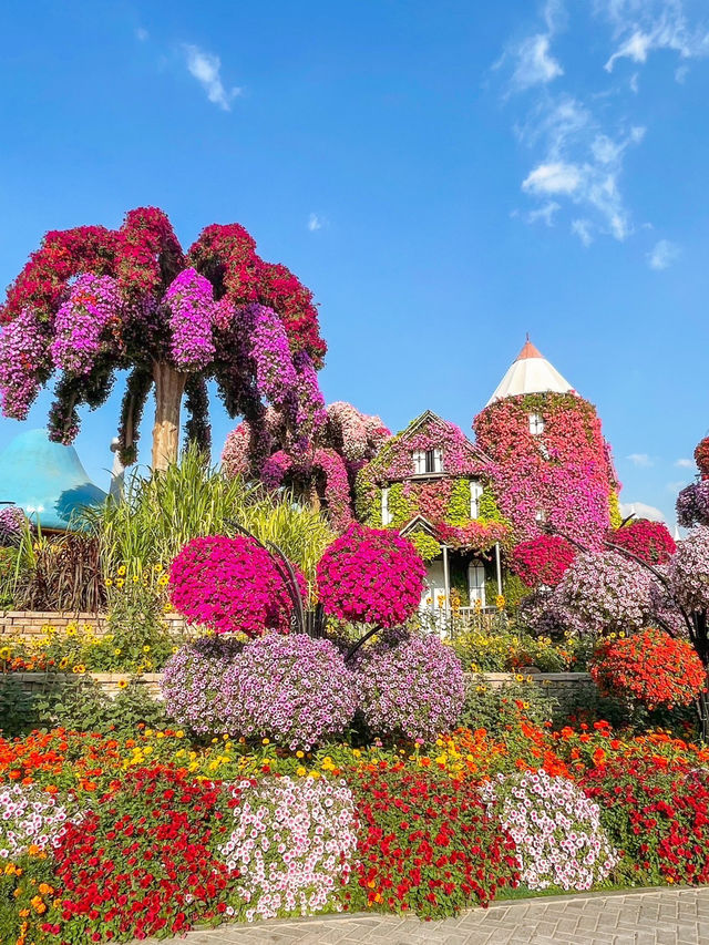 【ドバイ】メルヘンな世界が可愛すぎる♡世界最大の花の庭園