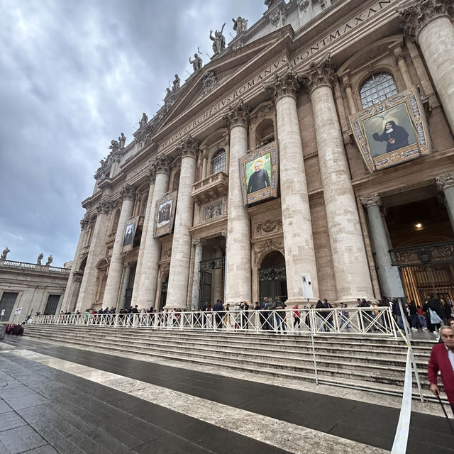 Entering the Vatican: worth the wai 