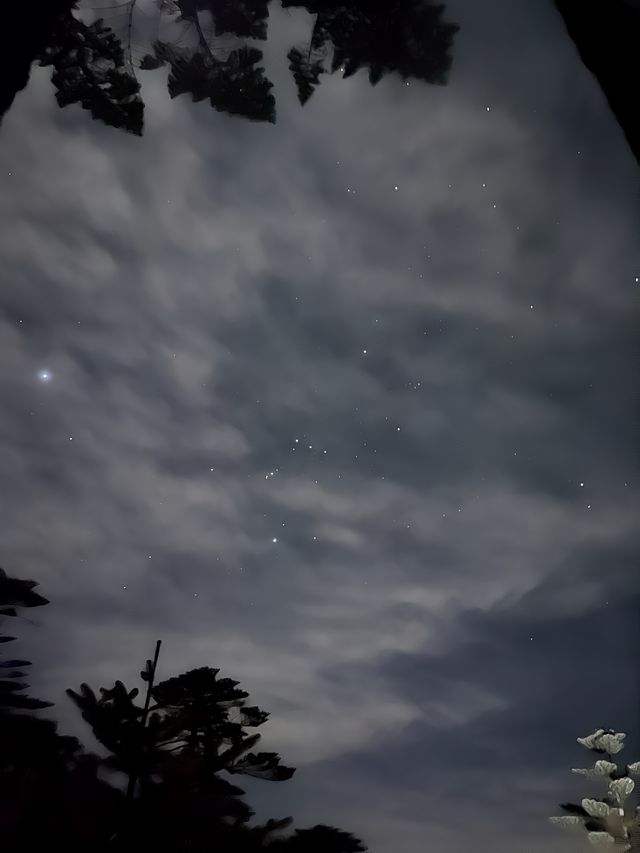 夜爬轿子雪山|||不枉凌晨四點起來爬，雲海日出、七彩祥雲…