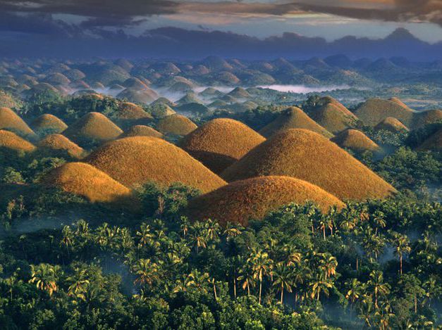 The Chocolate Hills: remarkable geological formation and iconic hills in the island of Bohol. 