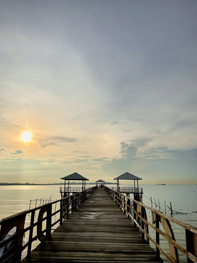 Sun-Kissed Serenity: Escape to Montigo Resorts Batam 🌅✨