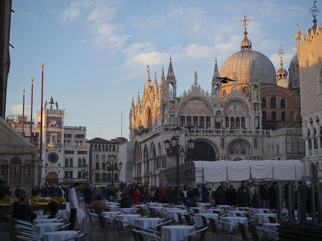 Magical Venice during the holidays 