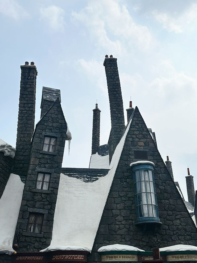 Explore the Wizarding Wonders of Harry Potter World🪄