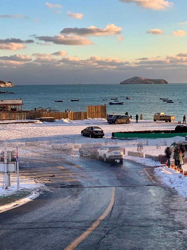 大連雪與海的浪漫邂逅，一場夢幻之旅。