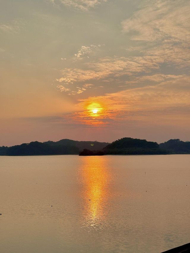 東莞的小洱海美得像畫的黃昏日落