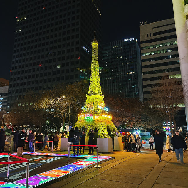 【韓国/ソウル】光化門、明洞からすぐ！清渓川クリスマスイルミネーション🎄