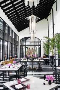 Bangkok's Escape Hotel, like entering a dreamland.