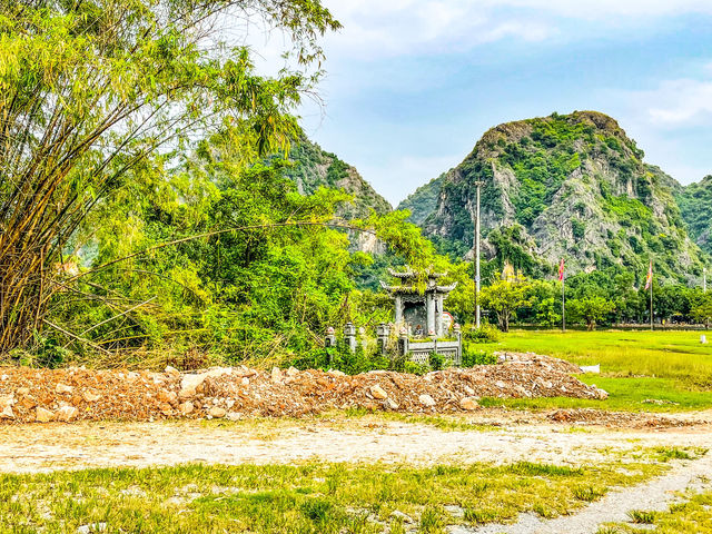 딘띠엔호앙 황제사원...닌빈