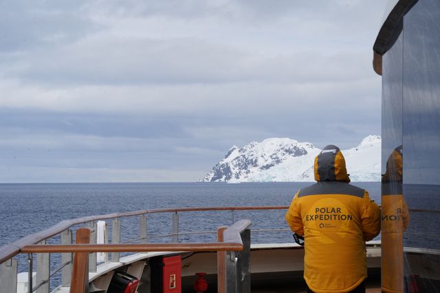 🇦🇶 Day 1-4: Cruise embarkation + Drake Passage