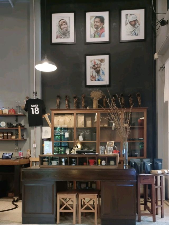 Gray 18 Cafe |ตรัง