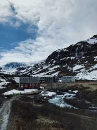 Discover the Charming Town of Flåm in Norway