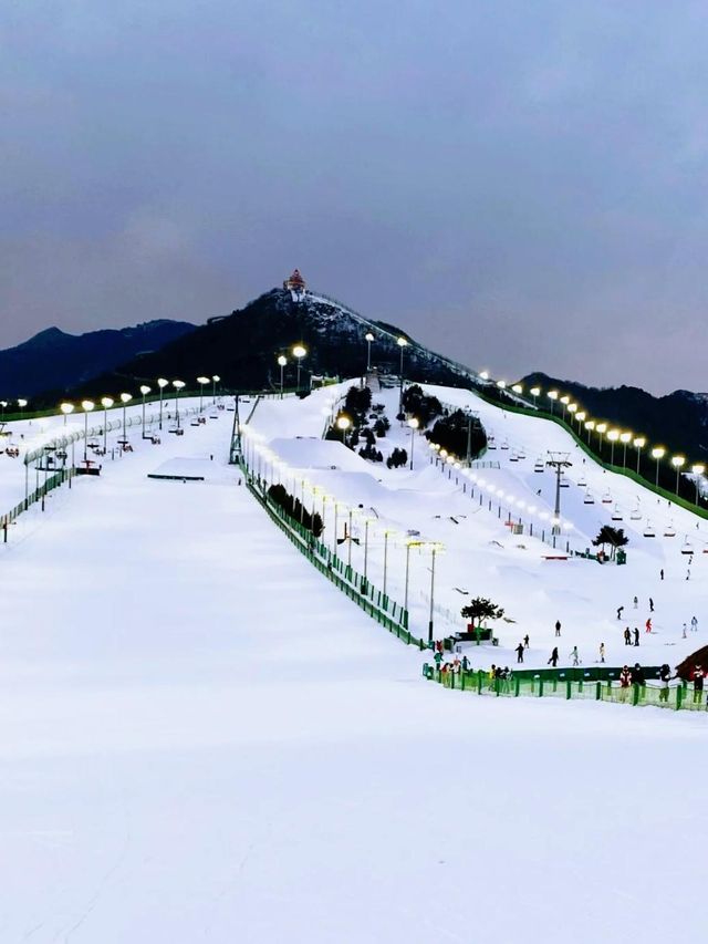 - 寶藏南山滑雪場，帶你開啟冰雪綺夢之旅