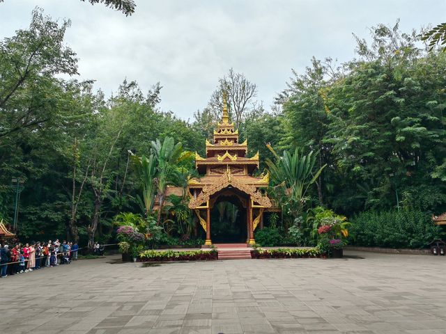 西雙版納曼聽公園