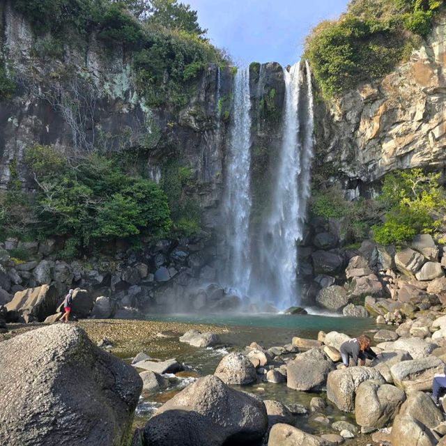 Jeongbang Waterfall