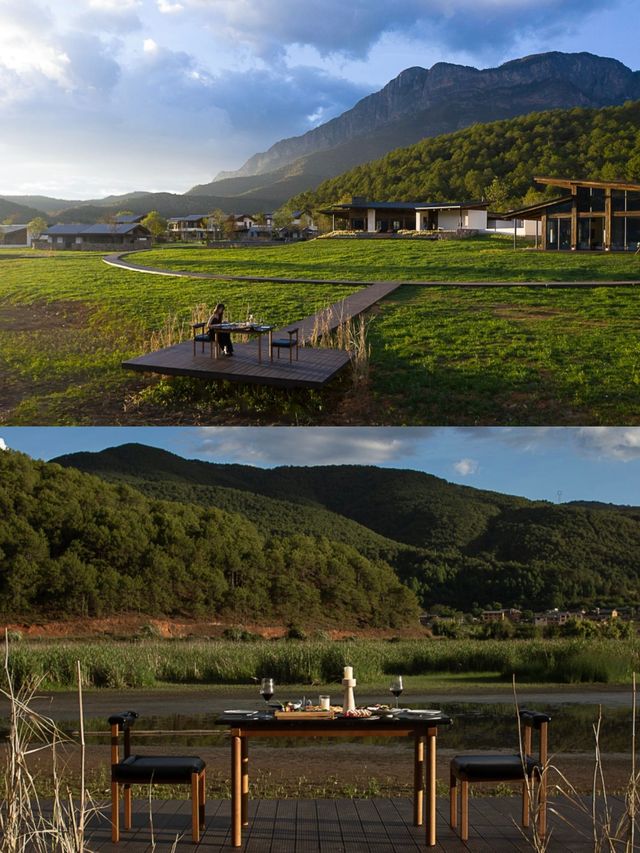 背倚格姆女神山面朝瀘沽湖大海子的避世勝地。