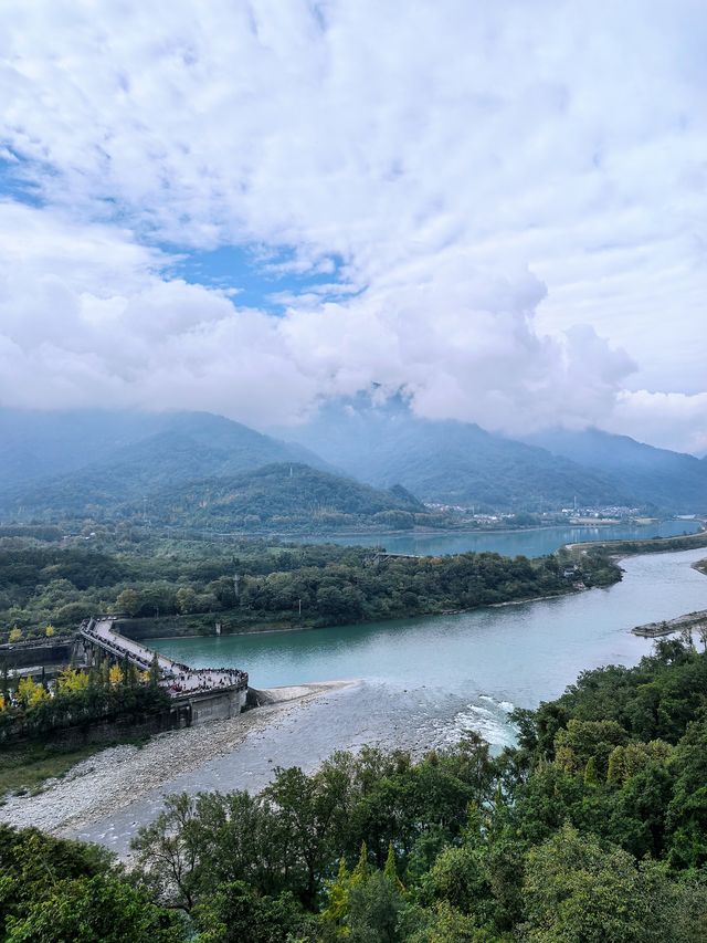 來一場說走就走的旅行四川成都、都江堰、九寨溝、三。