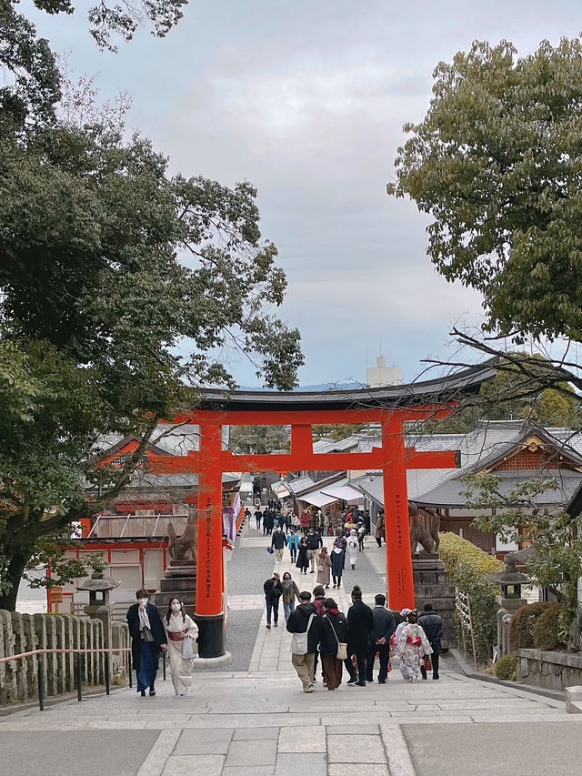 日本京都最古老的打卡神社-伏見稻荷大社