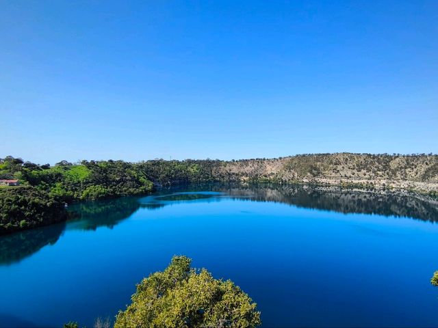 Discovering the Magic of Blue Lake: Nature’s Sapphire in Mount Gambier