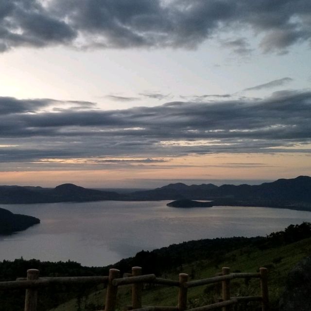 【北海道】美幌峠で、夕日が沈むのを待つ瞬間