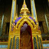 @ WAT PHRA KAEW.