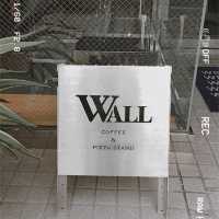 WALL COFFEE & PIZZA STAND