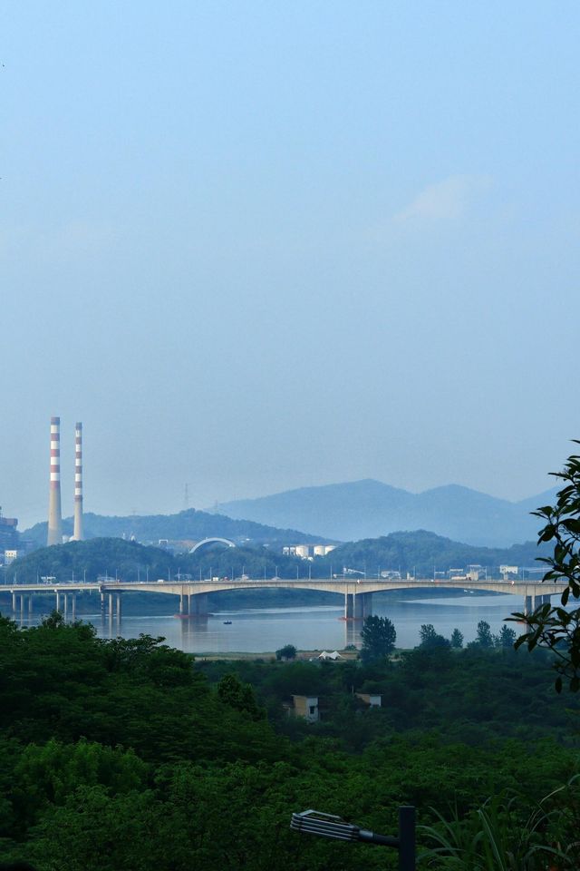 和冰川湖顏色一樣的天湖!就在湘潭!