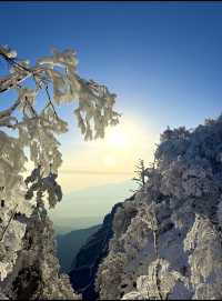 峨眉山的雪簡直封神了 | 冬季超詳細旅遊攻略