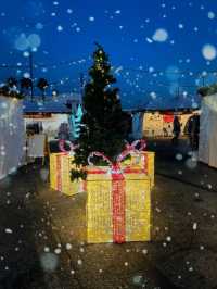 Discover the LA Christmas Market at ROW DTLA