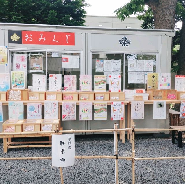 札幌諏訪神社　花手水と御朱印がかわいい