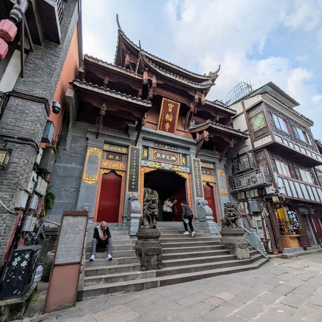 Baolun Temple at Ciqikou Ancient Town is a must-visit. 