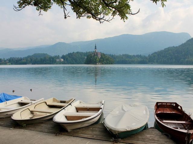 Serenity at Sunset: A Stroll Around Lake Bled