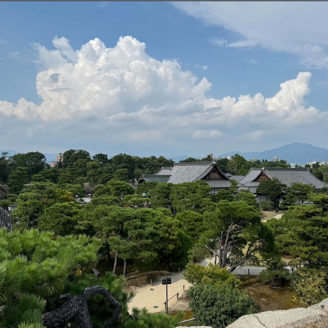  二條城（Nijo Castle）：京都的歷史瑰寶