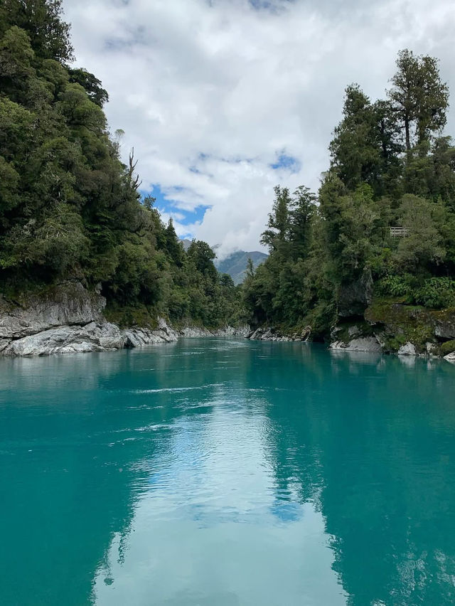 Exploring the Stunning Hokitika Gorge