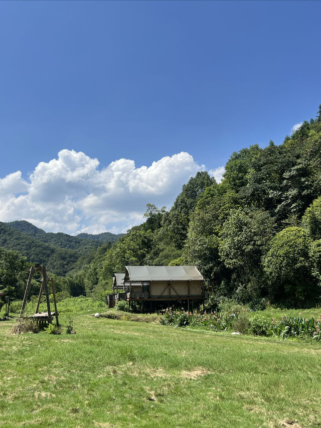 陌野小河彎彎，溯溪的聖地！探索隱藏在秘境的快樂天地