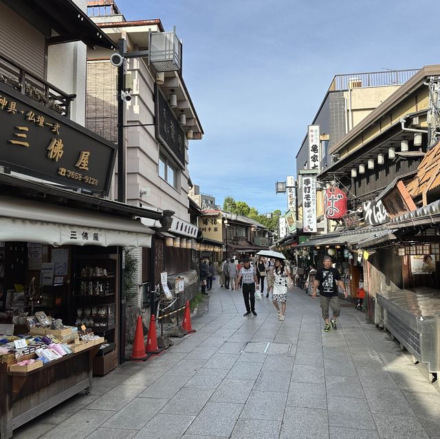 【東京】寅さんのふるさと、レトロな魅力に溢れる柴又帝釈天門前参道商店街