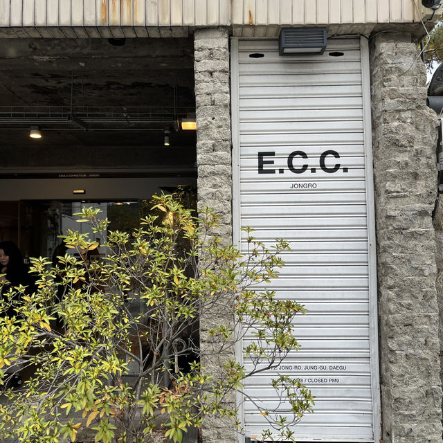 韓國🇰🇷 大邱 ecc coffee 複合式咖啡廳