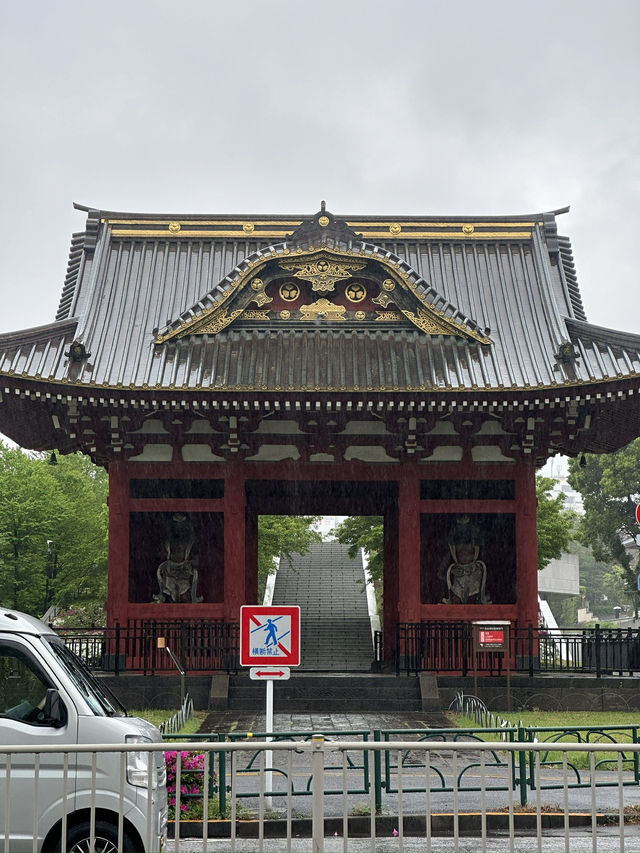 Discover Serenity at Zojoji Temple in Tokyo