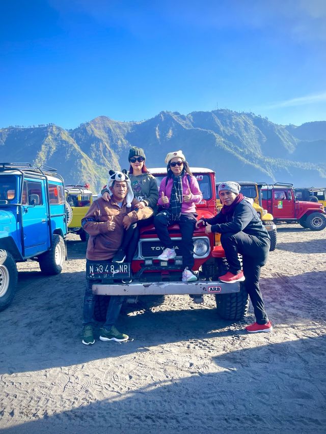 Spectacular Sunrise At Mt. Bromo⁉️🤩🌅