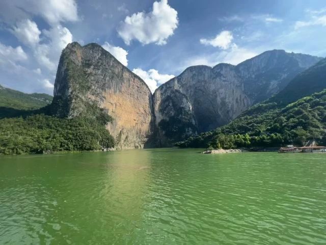 一柱擎天，施恩大峽谷，國家地理推薦的人間美景