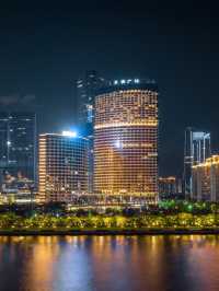 🌟 Guangzhou's Chic Sleeps: Riverside Views & Gourmet Bites 🏨🌇